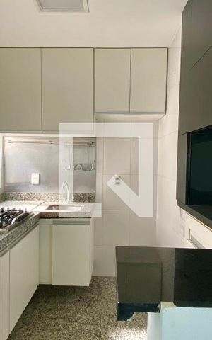 Apartamento à venda com 170m², 2 quartos e 2 vagasCozinha