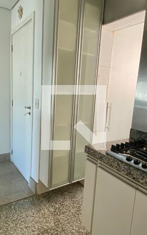 Apartamento à venda com 170m², 2 quartos e 2 vagasCozinha
