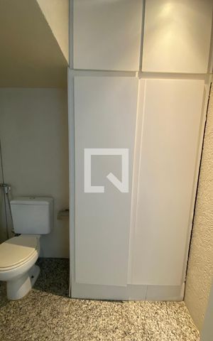 Apartamento à venda com 170m², 2 quartos e 2 vagasLavabo