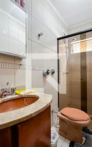 Casa à venda com 137m², 3 quartos e 2 vagasBanheiro Social