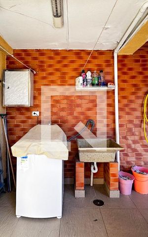 Casa à venda com 137m², 3 quartos e 2 vagasÁrea de Serviço
