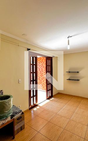 Casa à venda com 137m², 3 quartos e 2 vagasQuarto de Serviço