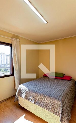 Casa à venda com 137m², 3 quartos e 2 vagasSuíte
