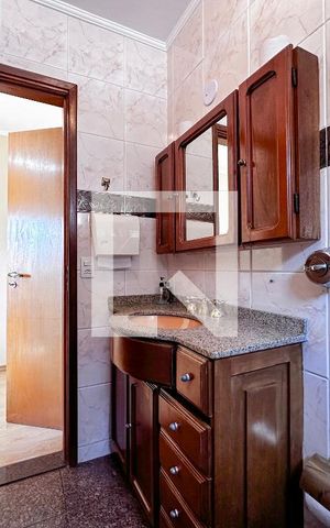 Casa à venda com 137m², 3 quartos e 2 vagasBanheiro Suíte