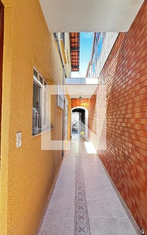 Casa à venda com 137m², 3 quartos e 2 vagasQuintal Lateral