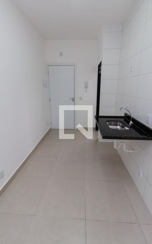 Apartamento para alugar com 39m², 2 quartos e sem vaga Apartamento para alugar com 39m², 2 quartos e sem vagaSala e Cozinha