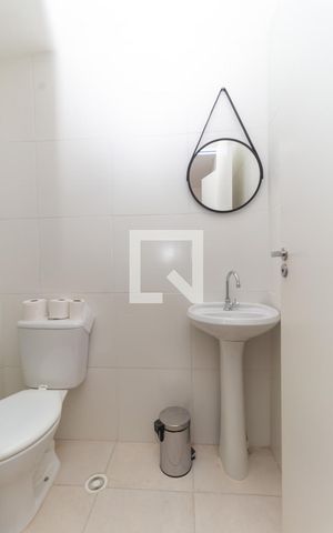 Apartamento para alugar com 24m², 1 quarto e sem vaga Apartamento para alugar com 24m², 1 quarto e sem vagaBanheiro
