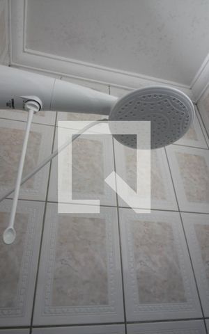 Casa à venda com 100m², 3 quartos e 2 vagasBanheiro