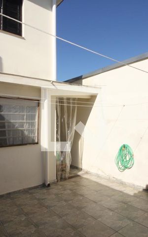 Casa à venda com 100m², 3 quartos e 2 vagasQuintal