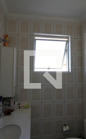 Casa à venda com 100m², 3 quartos e 2 vagasBanheiro