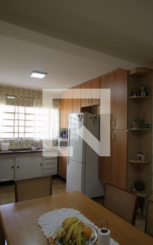 Casa à venda com 100m², 3 quartos e 2 vagasCozinha