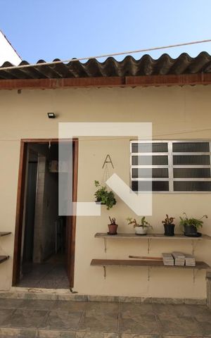 Casa à venda com 100m², 3 quartos e 2 vagasÁrea de Serviço