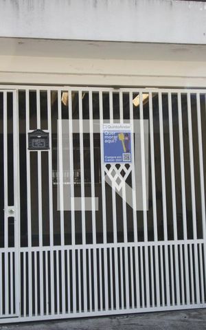 Casa à venda com 100m², 3 quartos e 2 vagasFachada