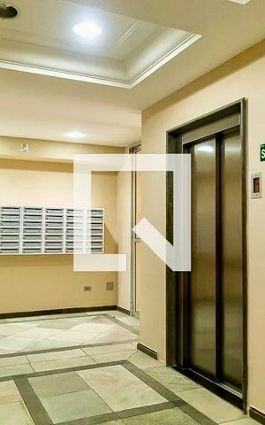 Apartamento à venda com 70m², 2 quartos e 1 vaga Apartamento à venda com 70m², 2 quartos e 1 vagaHall social