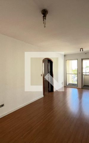 Apartamento à venda com 70m², 2 quartos e 1 vaga Apartamento à venda com 70m², 2 quartos e 1 vagaSala