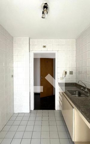 Apartamento à venda com 70m², 2 quartos e 1 vaga Apartamento à venda com 70m², 2 quartos e 1 vagaCozinha