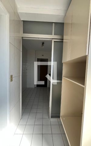 Apartamento à venda com 70m², 2 quartos e 1 vaga Apartamento à venda com 70m², 2 quartos e 1 vagaÁrea de Serviço