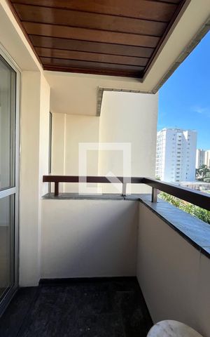 Apartamento à venda com 70m², 2 quartos e 1 vaga Apartamento à venda com 70m², 2 quartos e 1 vagaVaranda