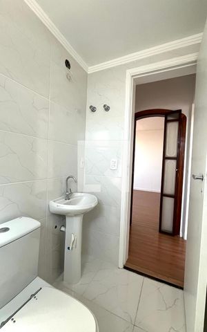 Apartamento à venda com 70m², 2 quartos e 1 vaga Apartamento à venda com 70m², 2 quartos e 1 vagaBanheiro