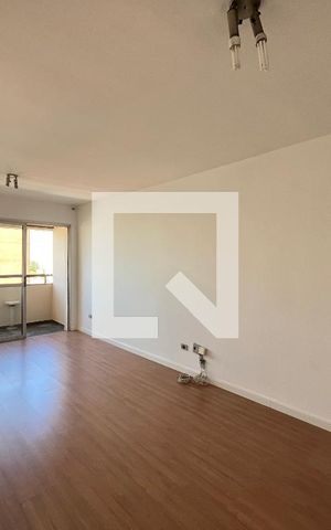 Apartamento à venda com 70m², 2 quartos e 1 vaga Apartamento à venda com 70m², 2 quartos e 1 vagaSala