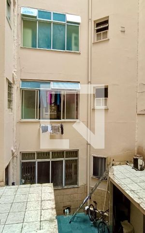 Apartamento à venda com 90m², 3 quartos e sem vagaÁrea serviço  vista 