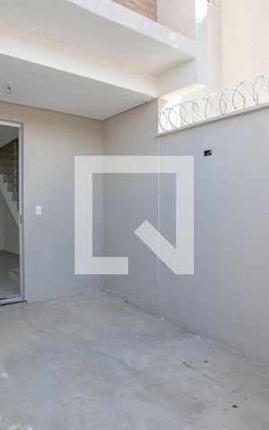 Casa à venda com 112m², 2 quartos e 1 vagaGaragem
