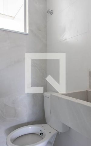 Casa à venda com 112m², 2 quartos e 1 vagaLavabo