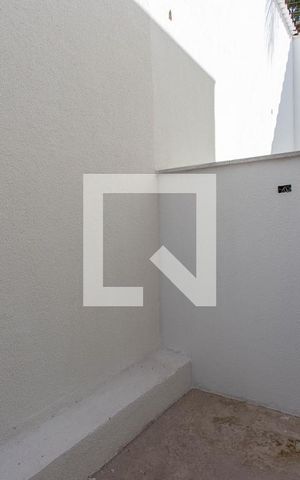 Casa à venda com 112m², 2 quartos e 1 vagaÁrea Privativa