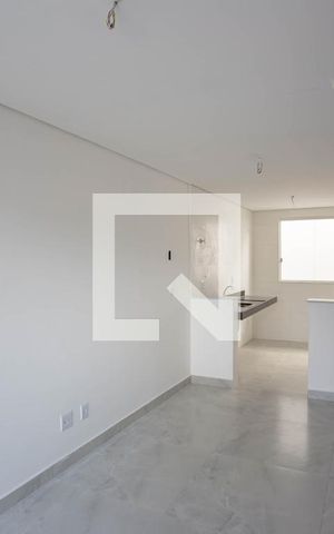 Casa à venda com 112m², 2 quartos e 1 vagaSala