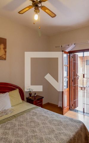 Casa à venda com 287m², 6 quartos e 6 vagas Casa à venda com 287m², 6 quartos e 6 vagasQuarto 1