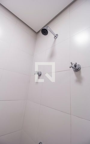 Apartamento à venda com 50m², 1 quarto e 2 vagas Apartamento à venda com 50m², 1 quarto e 2 vagasBanheiro da Suíte