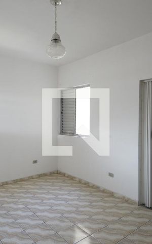 Casa à venda com 244m², 4 quartos e 3 vagasSuíte 2