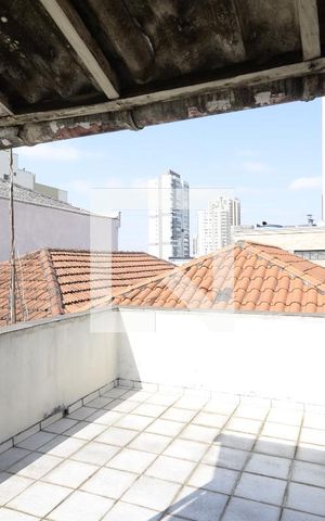 Casa à venda com 244m², 4 quartos e 3 vagasVaranda