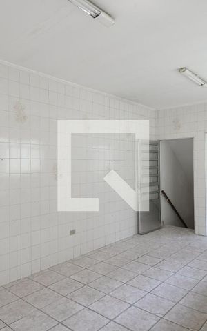 Casa à venda com 244m², 4 quartos e 3 vagasCozinha