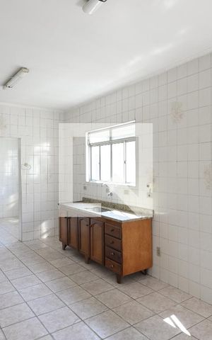 Casa à venda com 244m², 4 quartos e 3 vagasCozinha
