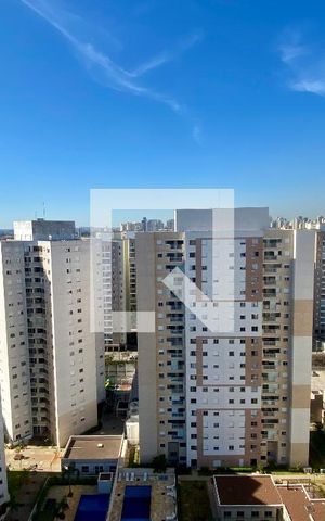 Apartamento para alugar com 35m², 1 quarto e sem vaga Apartamento para alugar com 35m², 1 quarto e sem vagaVista da Sacada