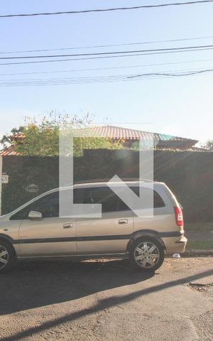 Casa à venda com 398m², 3 quartos e 8 vagas Casa à venda com 398m², 3 quartos e 8 vagasÁrea externa
