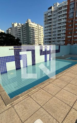 Apartamento para alugar com 58m², 2 quartos e 1 vagaÁrea comum - Piscina