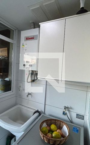Apartamento para alugar com 58m², 2 quartos e 1 vagaÁrea de Serviço