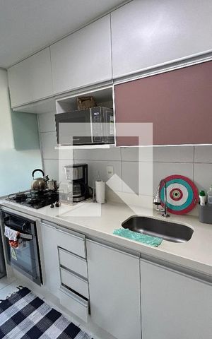Apartamento para alugar com 58m², 2 quartos e 1 vagaCozinha - Armários