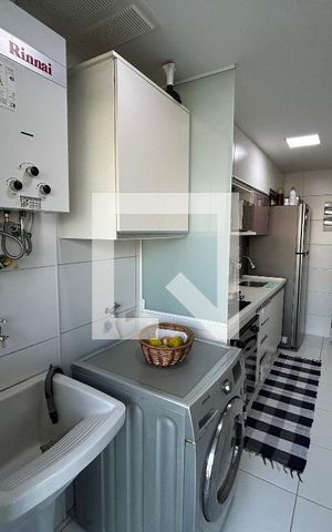 Apartamento para alugar com 58m², 2 quartos e 1 vagaCozinha e Área de Serviço