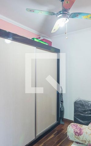 Casa à venda com 185m², 3 quartos e 3 vagas Casa à venda com 185m², 3 quartos e 3 vagasQuarto 2