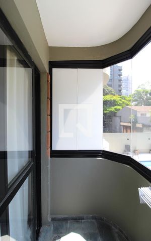 Apartamento para alugar com 30m², 1 quarto e 1 vagaVaranda