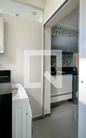 Apartamento para alugar com 70m², 2 quartos e 1 vagaÁrea de Serviço