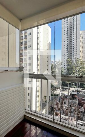 Apartamento para alugar com 70m², 2 quartos e 1 vagaSacada
