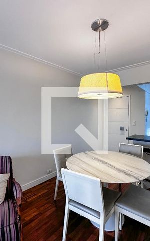 Apartamento para alugar com 70m², 2 quartos e 1 vagaSala