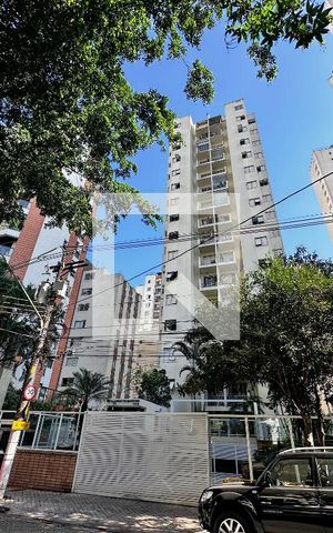 Apartamento para alugar com 70m², 2 quartos e 1 vagaFachada