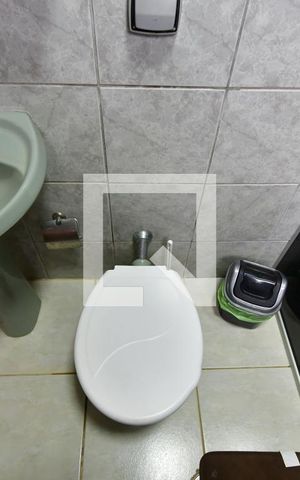 Casa para alugar com 1000m², 3 quartos e 6 vagasBanheiro 3