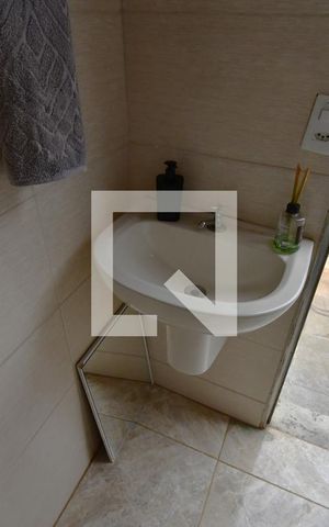 Casa para alugar com 1000m², 3 quartos e 6 vagasBanheiro 4