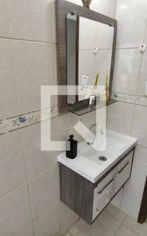 Casa para alugar com 1000m², 3 quartos e 6 vagasBanheiro 2